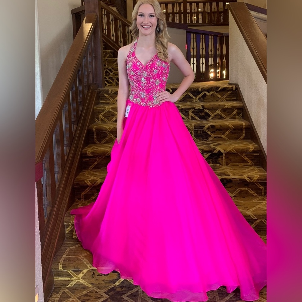 Pink Jonathan Kayne gown